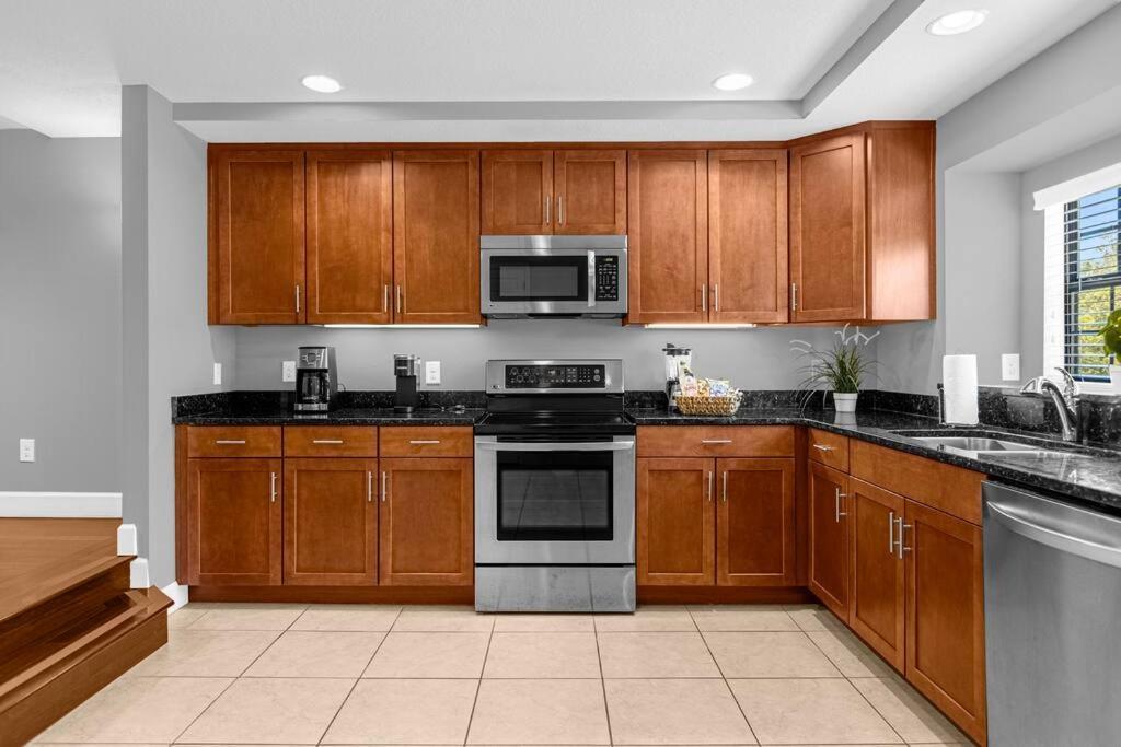 Vibrant 4Br Family Townhome 1 Mile From Disney World And Disney Springs 올랜도 외부 사진