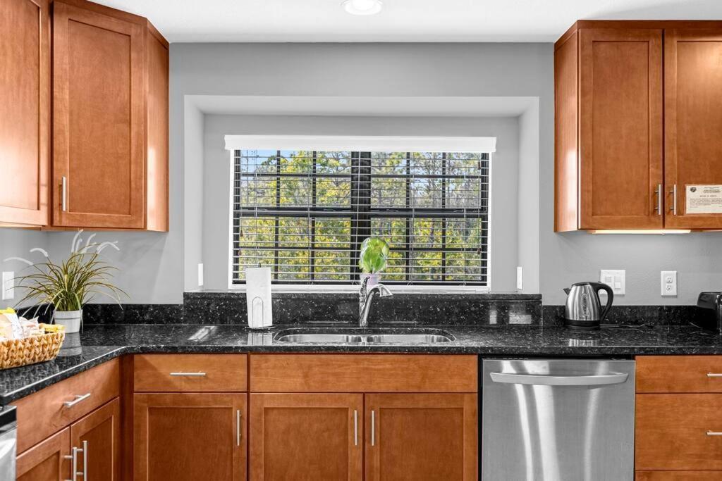 Vibrant 4Br Family Townhome 1 Mile From Disney World And Disney Springs 올랜도 외부 사진